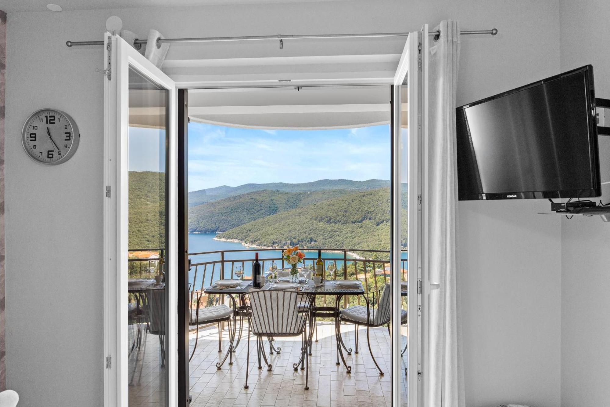 Ladym Apartment Rabac Bagian luar foto