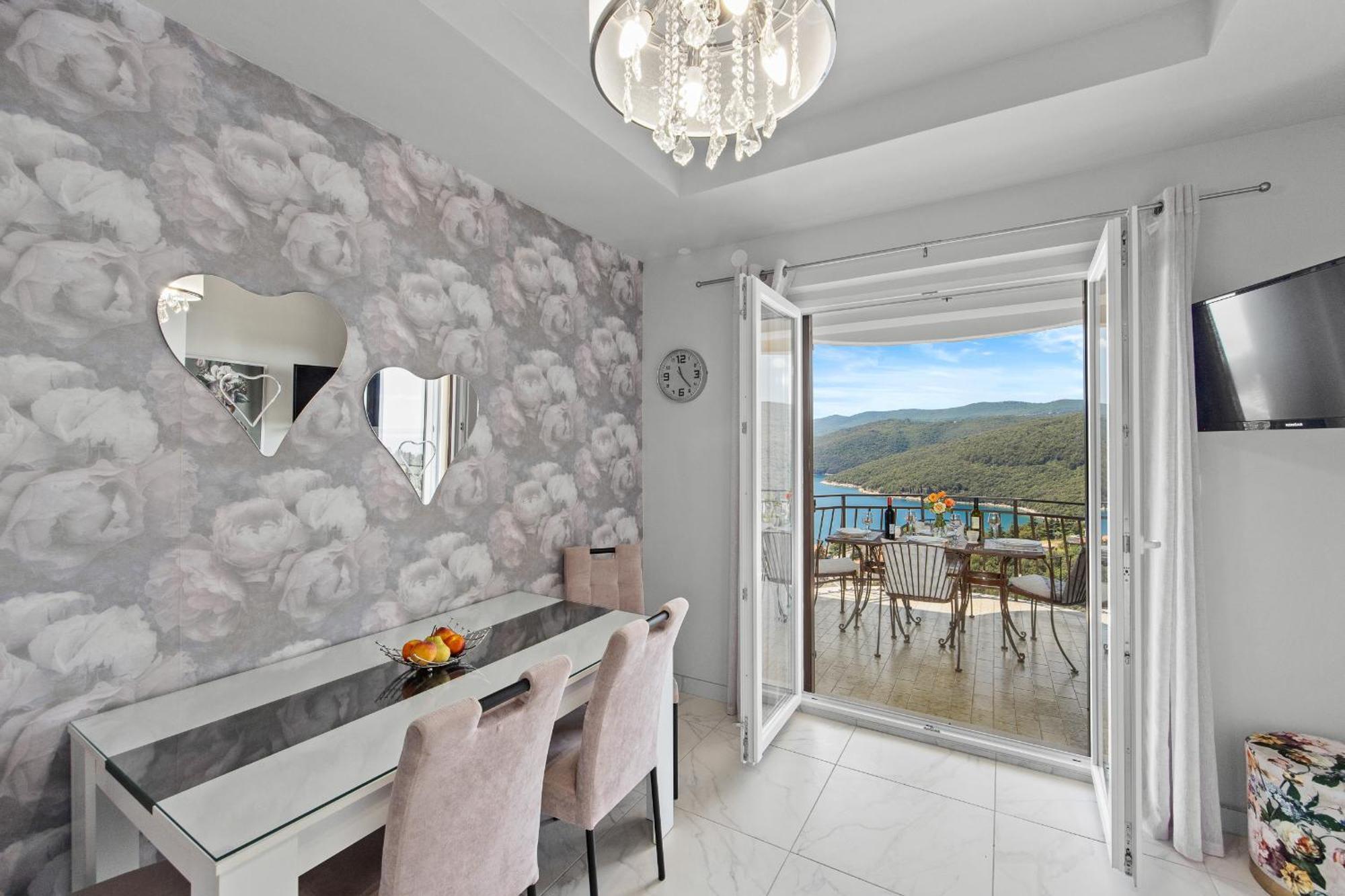 Ladym Apartment Rabac Bagian luar foto